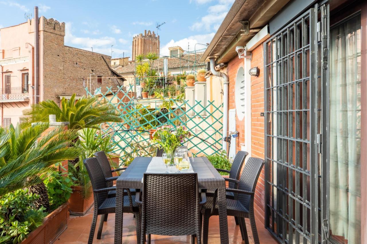 Iflat Incredible View Of The Roman Forum Bagian luar foto